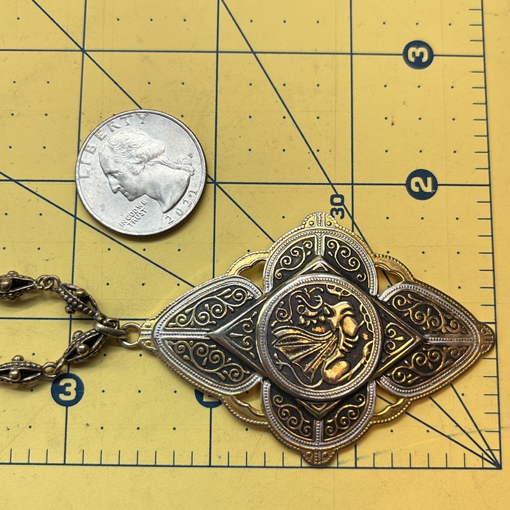 Damascene Style 2.5 in. Dragon pendant abs 20” chain. Vintage marked Spain - Picture 9 of 9